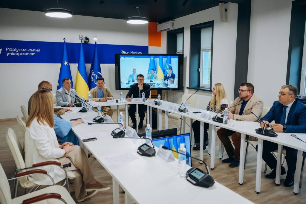 Маріупольський краєзнавчий музей – голос міста на форумі «Окупована культура України. За межами дому»