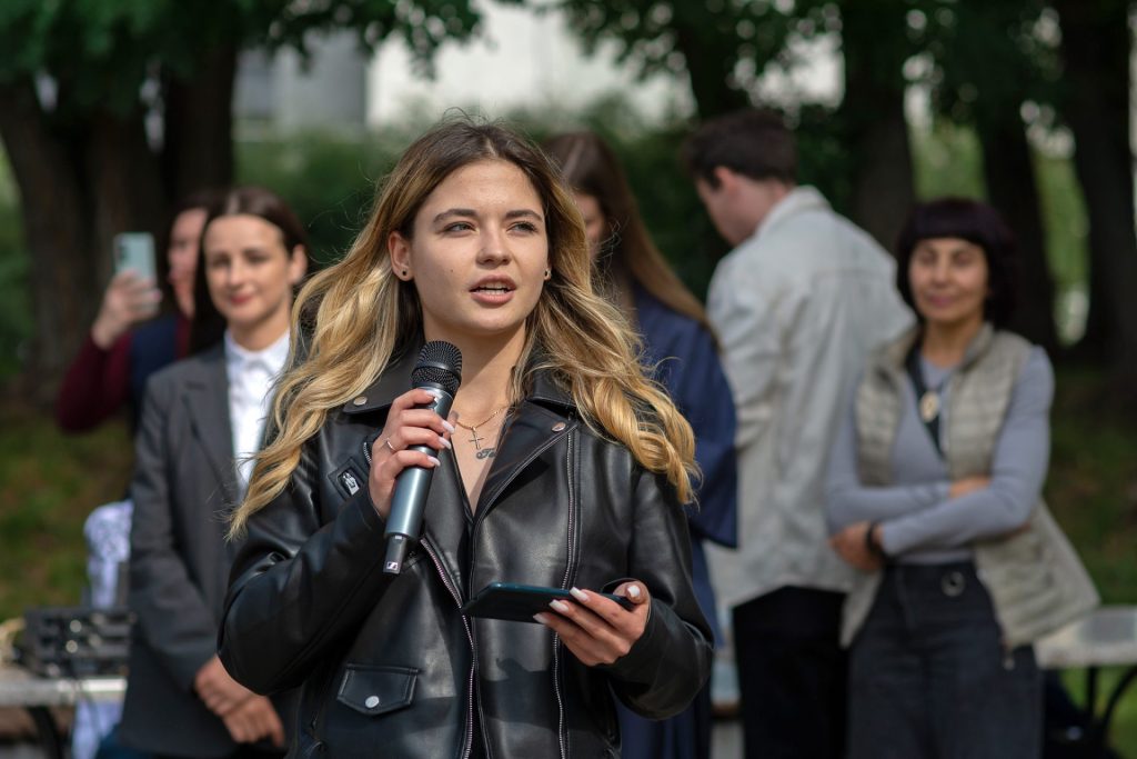 Представники мистецького середовища, культурних інституцій, активісти на відкритті “Меморіалу Архипа Куїнджі”